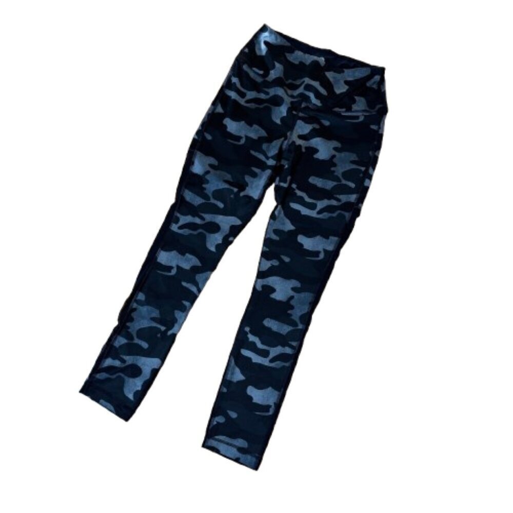 90 Degree by Reflex Grey Camoflage & Mesh back Leggings Size Medium